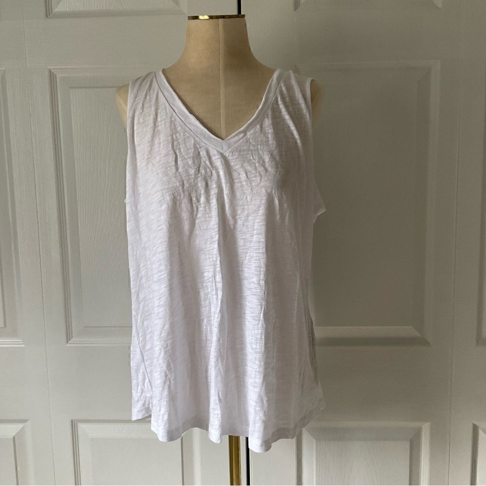 INC International Concepts White V-Neck Burnout Slub Knit Tank Top - NWT!